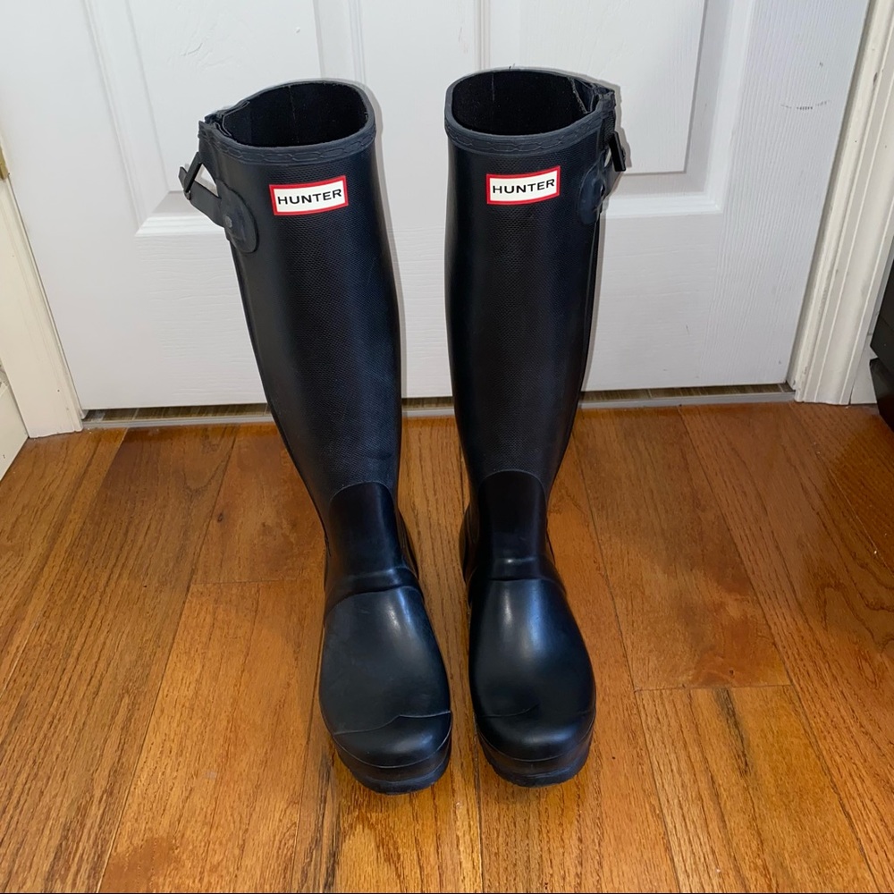 HUNTER WOMEN’S Navy Matte TALL RAIN BOOTS SIZE 8 - Picture 1 of 13
